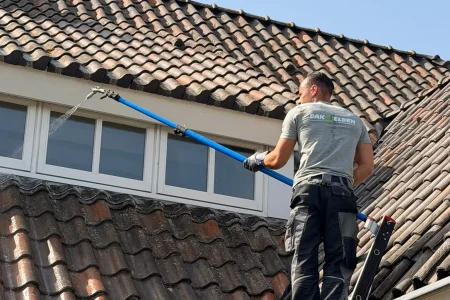 Dak reinigen - dakdekker Bergen op Zoom